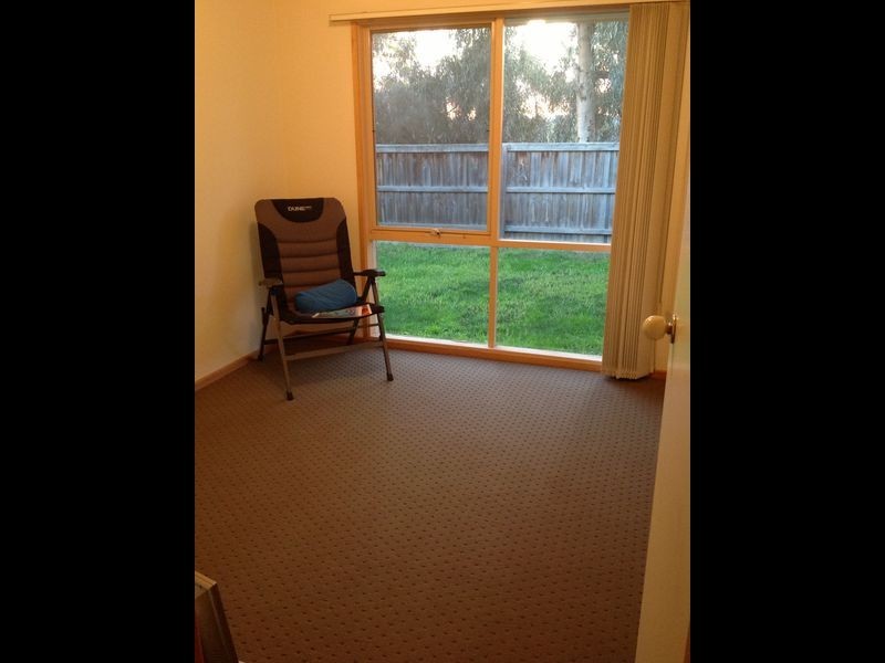 16 Norfolk Drive, Narre Warren VIC 3805