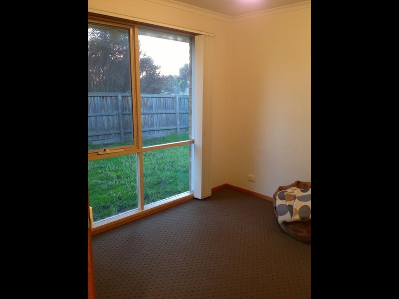 16 Norfolk Drive, Narre Warren VIC 3805