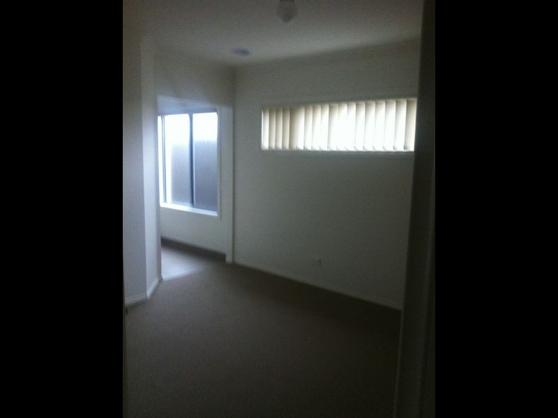 Lot 1110 Paso Grove, Clyde North VIC 3978