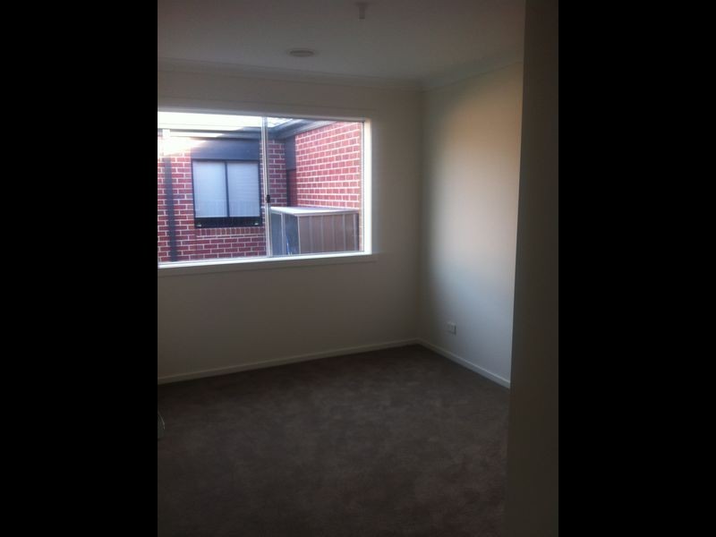 Lot 932 Ventasso Street, Clyde North VIC 3978