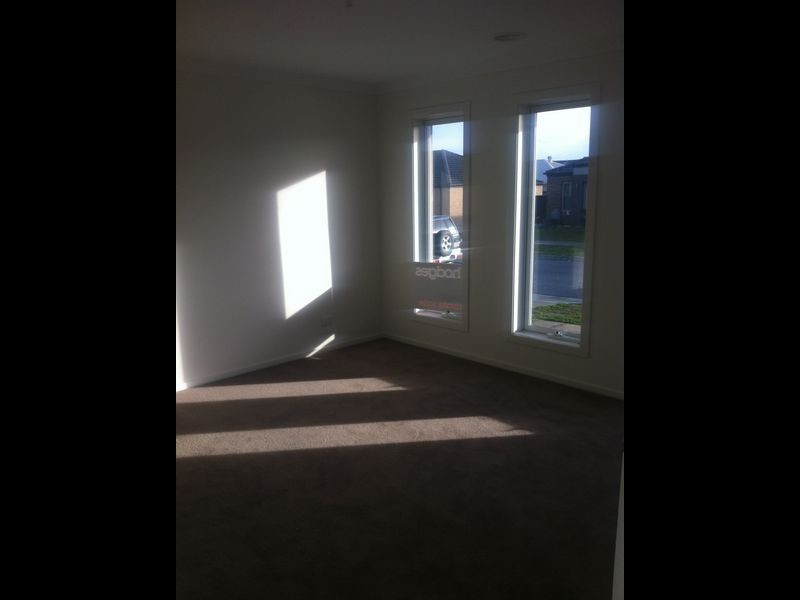 Lot 932 Ventasso Street, Clyde North VIC 3978