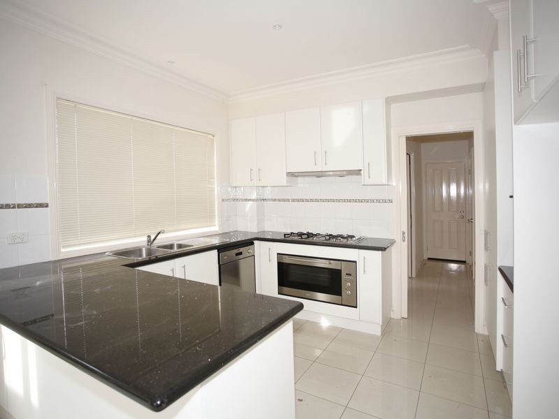 3/135 Hinrichsen Drive, Hallam VIC 3803