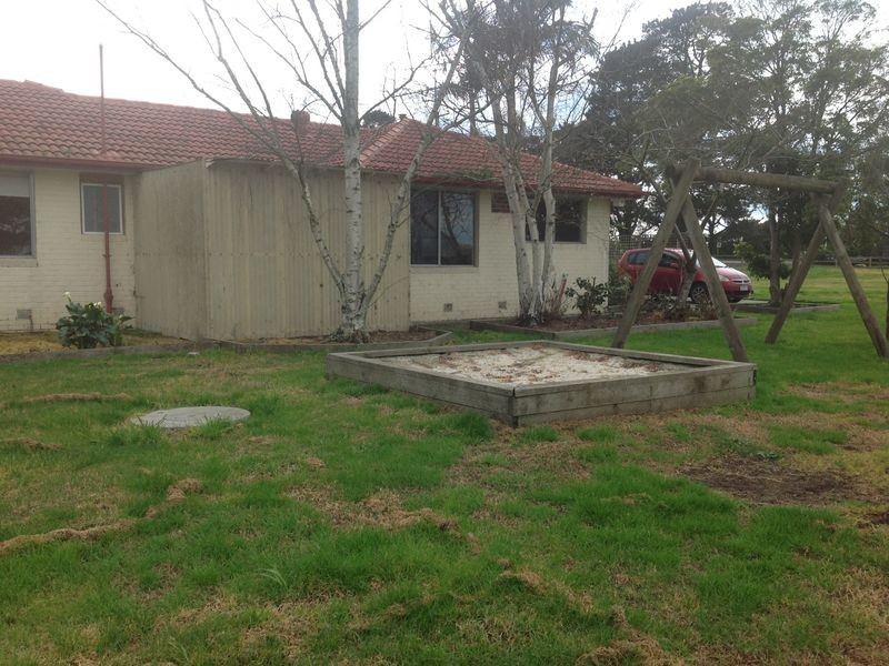 490 Princes Highway, Officer VIC 3809