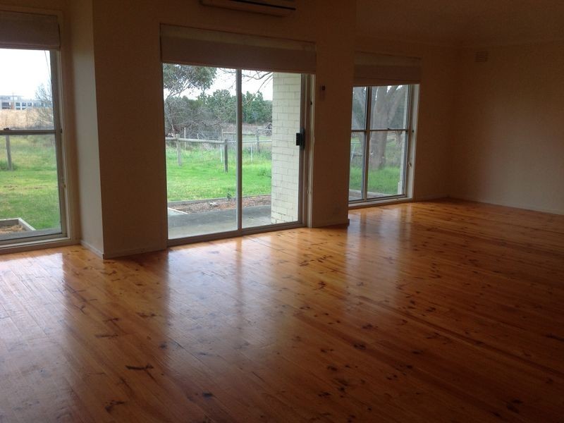 490 Princes Highway, Officer VIC 3809