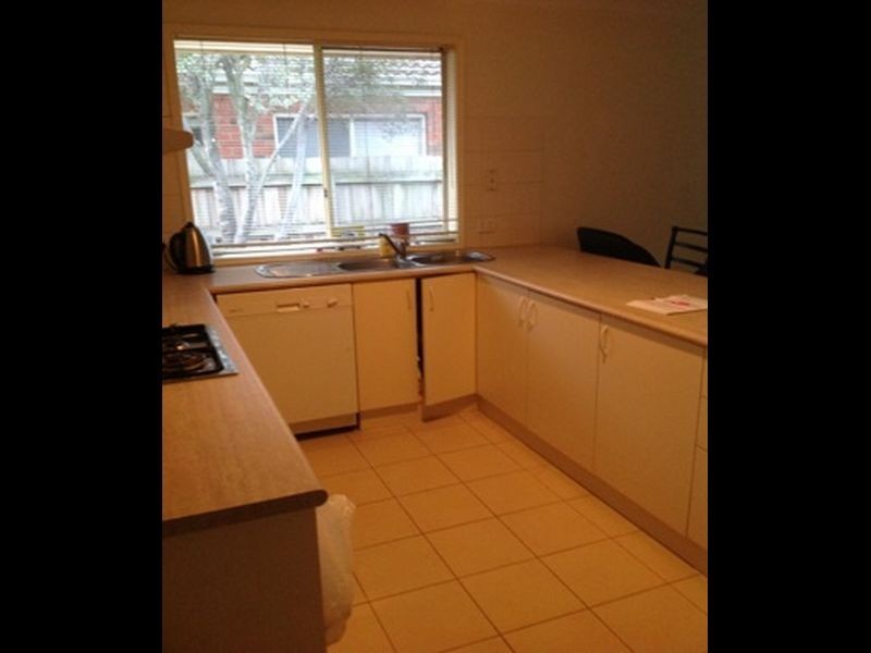 4 Kimbara Drive, Berwick VIC 3806