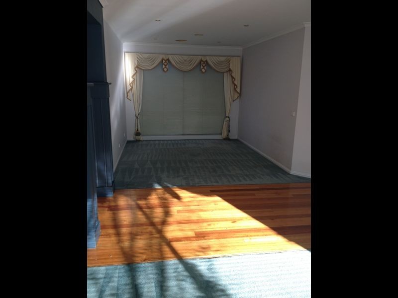 77 Springfield Drive, Narre Warren VIC 3805