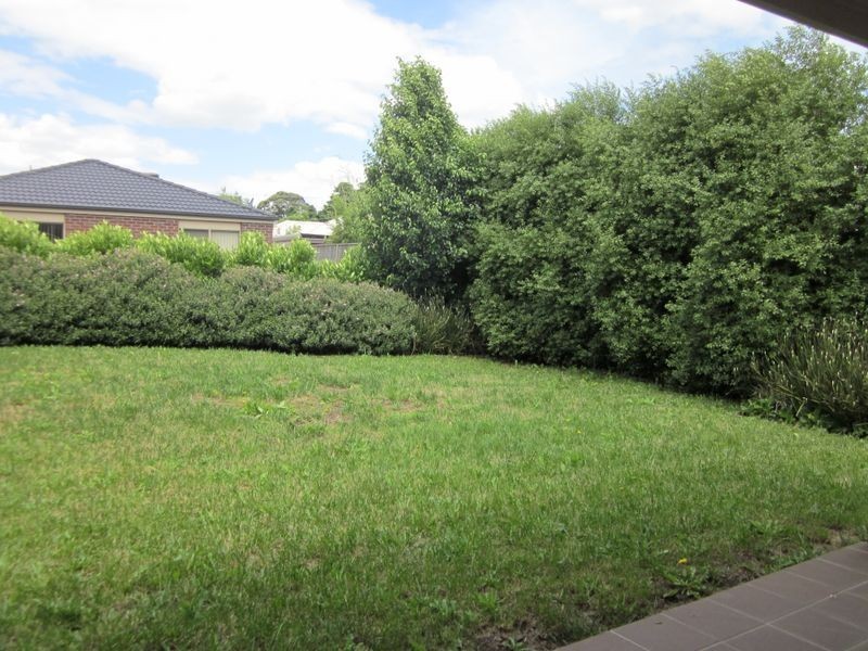 2 Boronia Avenue, Cranbourne VIC 3977