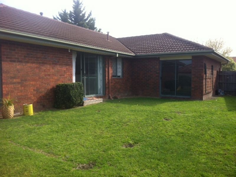 6 Garem Gam Wynd, Narre Warren South VIC 3805