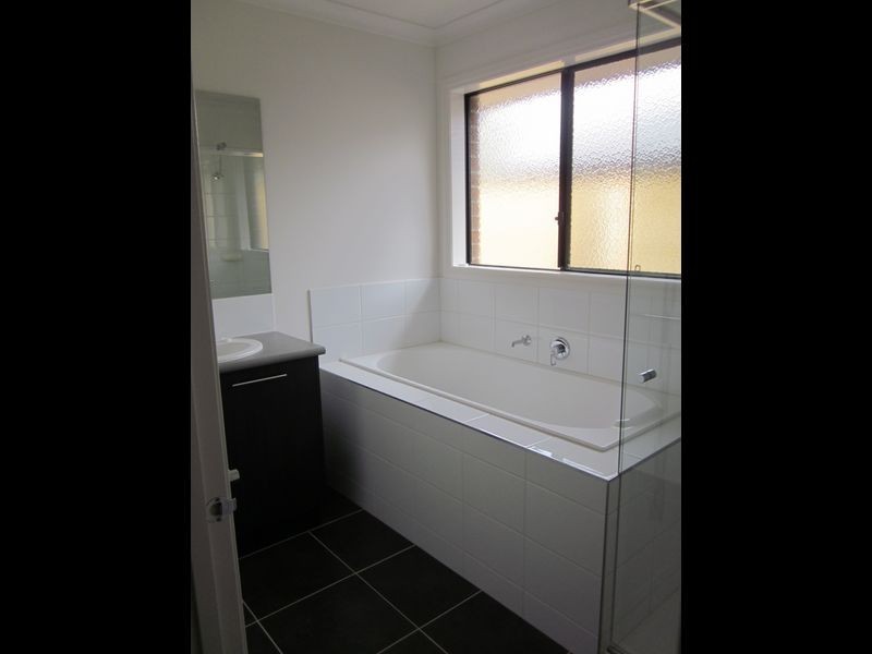 9/9 Warrenwood Place, Langwarrin VIC 3910