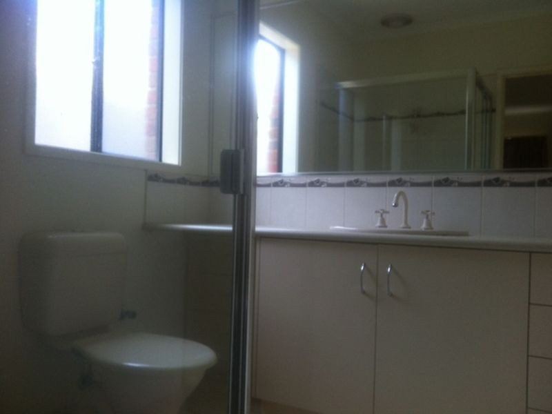 13 Haverbrack Drive, Berwick VIC 3806