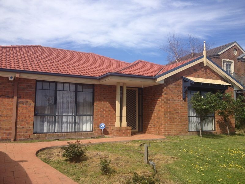 45 Lansbury Drive, Narre Warren South VIC 3805