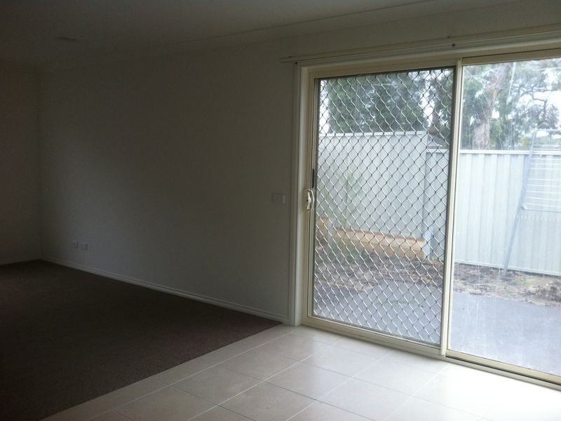 2 Southampton Drive, Langwarrin VIC 3910