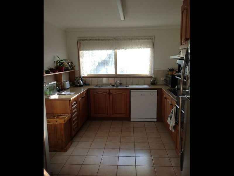 1/7-9 Beaconsfield Avenue, Beaconsfield VIC 3807