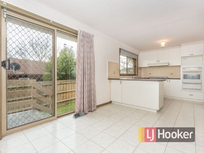1/6 Clark Court, Berwick VIC 3806