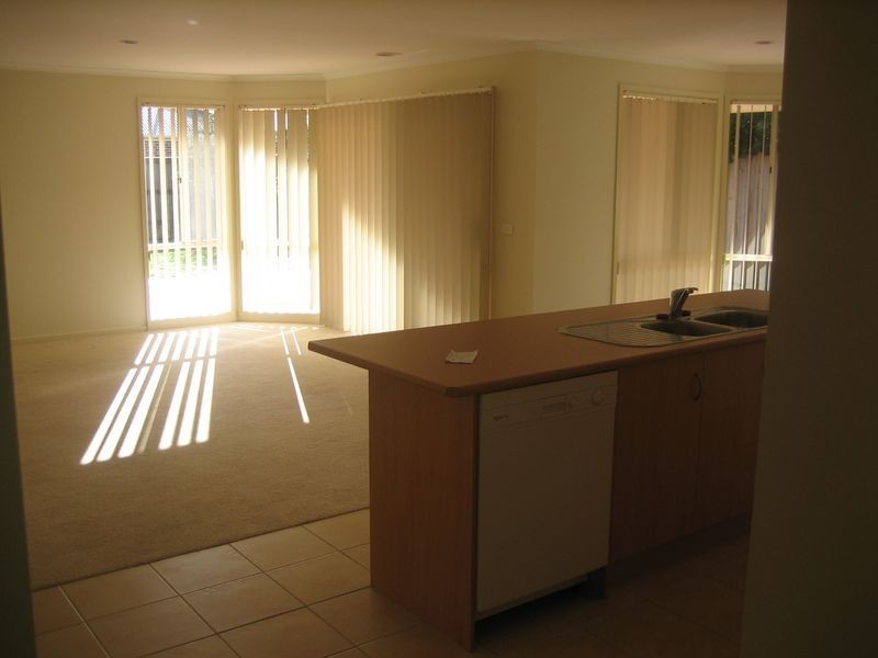 43 Edgbaston Circuit, Berwick VIC 3806