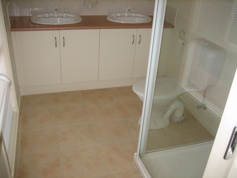 43 Edgbaston Circuit, Berwick VIC 3806