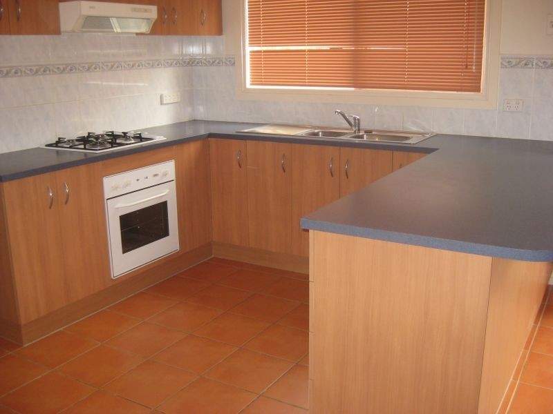 4 Souhail Court, Berwick VIC 3806