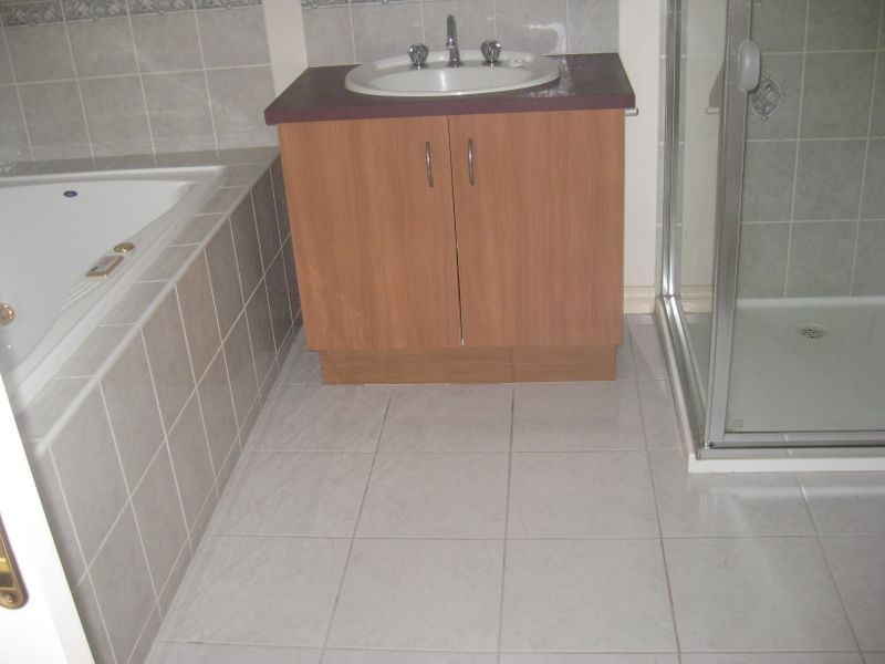 4 Souhail Court, Berwick VIC 3806