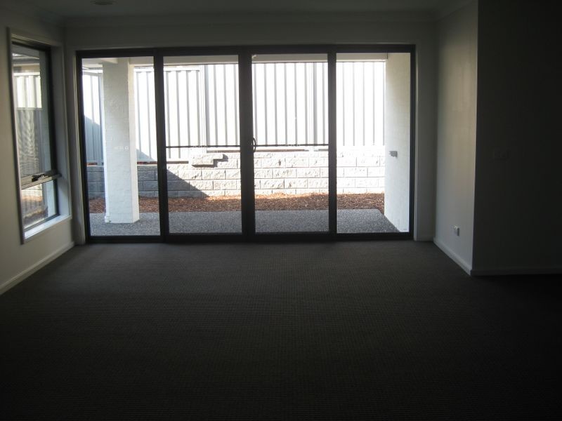 32 Meridian Circuit, Berwick VIC 3806