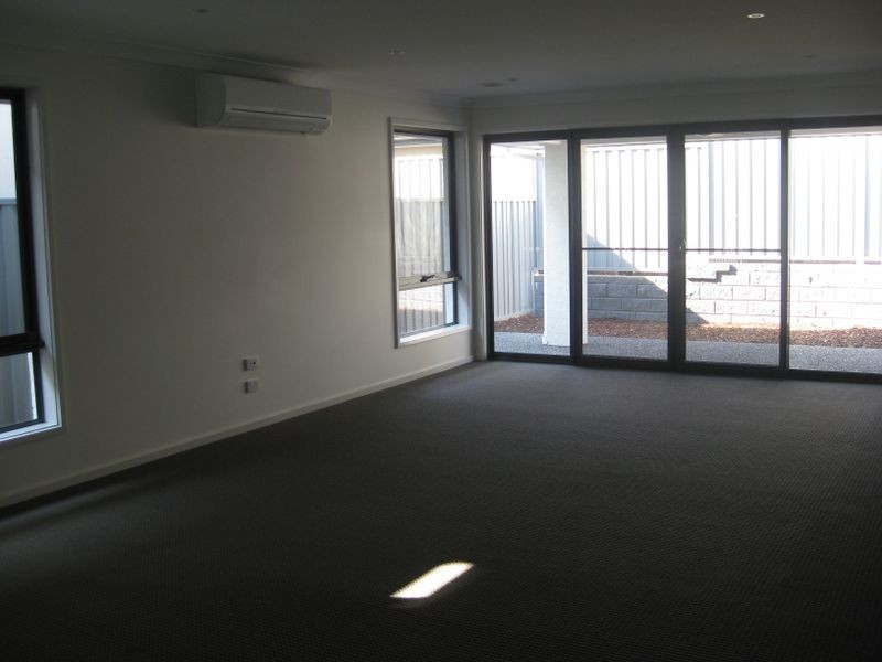 32 Meridian Circuit, Berwick VIC 3806