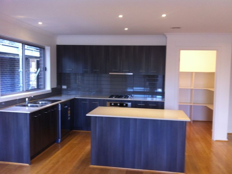 17 Vimini Drive, Narre Warren VIC 3805