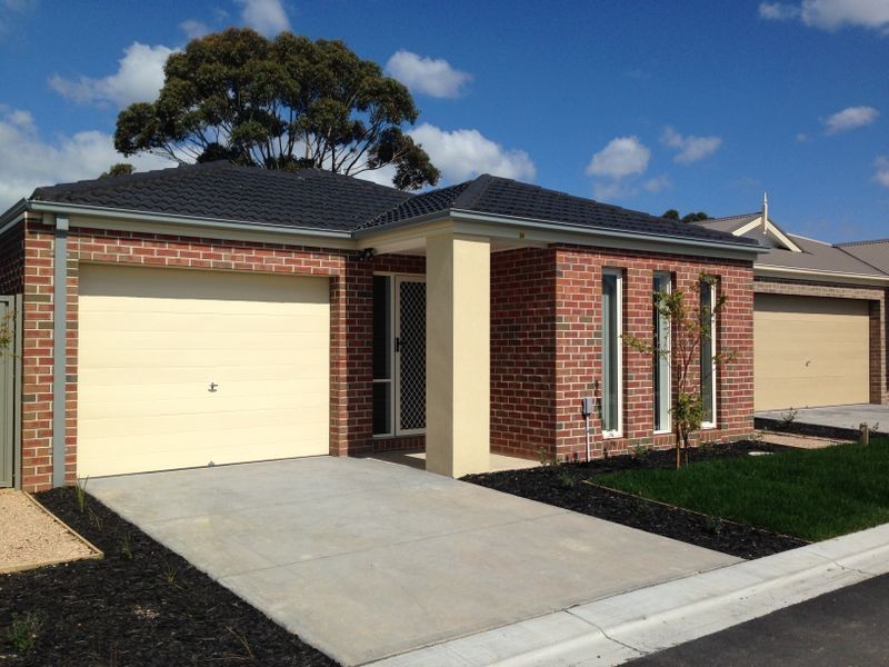 26 Southampton Drive, Langwarrin VIC 3910