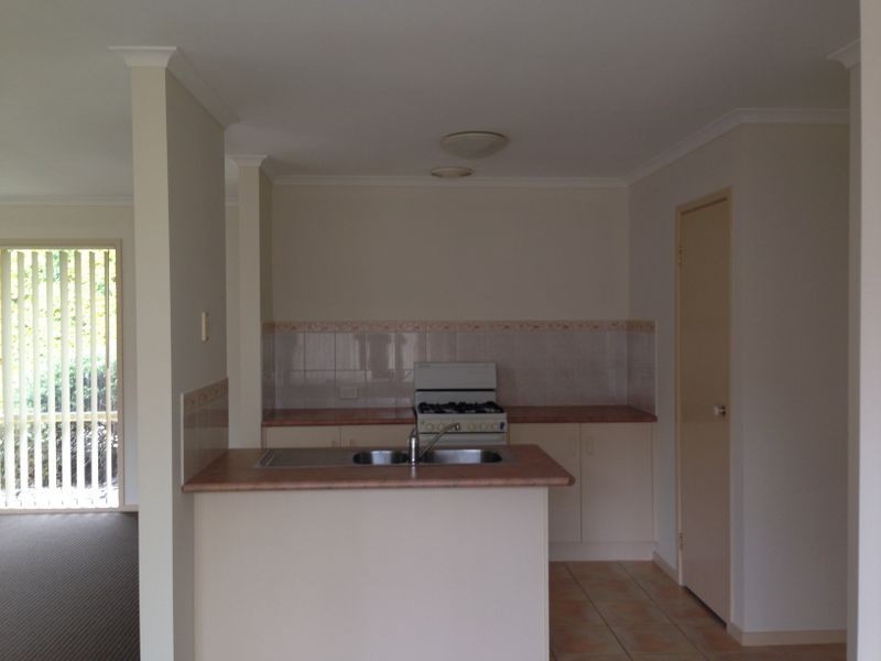 4/18 Huntingtower Crescent, Langwarrin VIC 3910