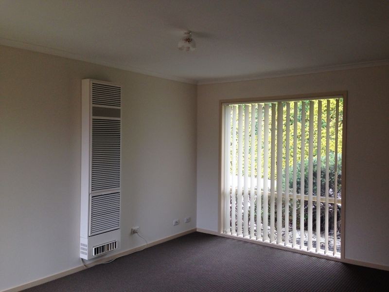 4/18 Huntingtower Crescent, Langwarrin VIC 3910