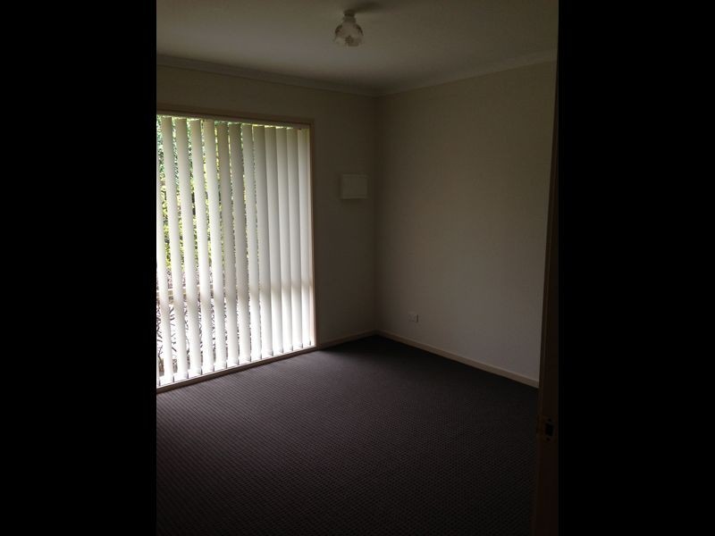 4/18 Huntingtower Crescent, Langwarrin VIC 3910