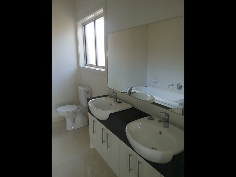 31 Viridian Avenue, Officer VIC 3809