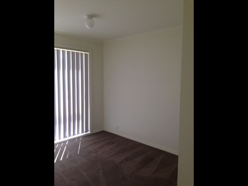 1/60 Sunnyvale Drive, Langwarrin VIC 3910