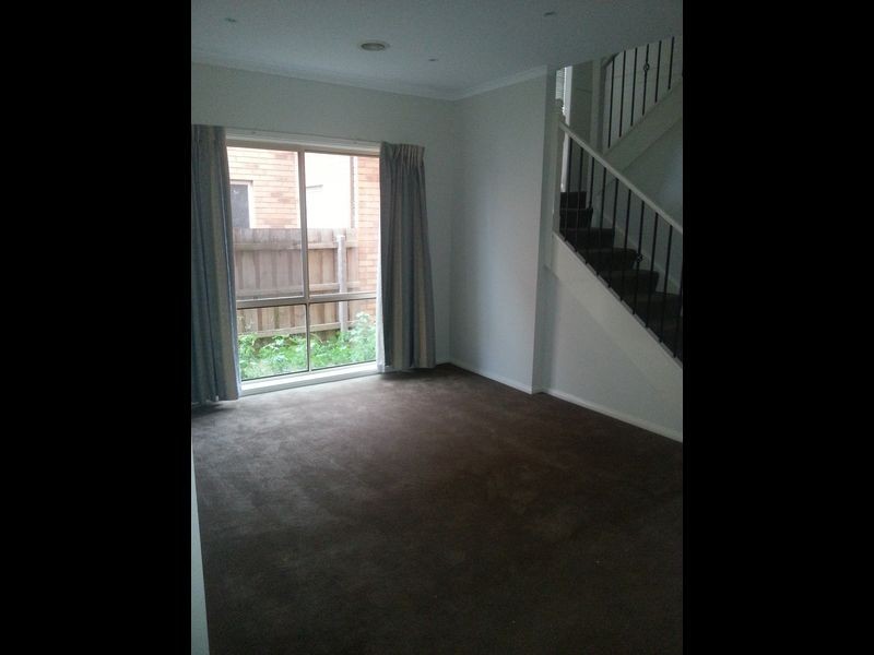 18 Amhurst Drive, Narre Warren South VIC 3805