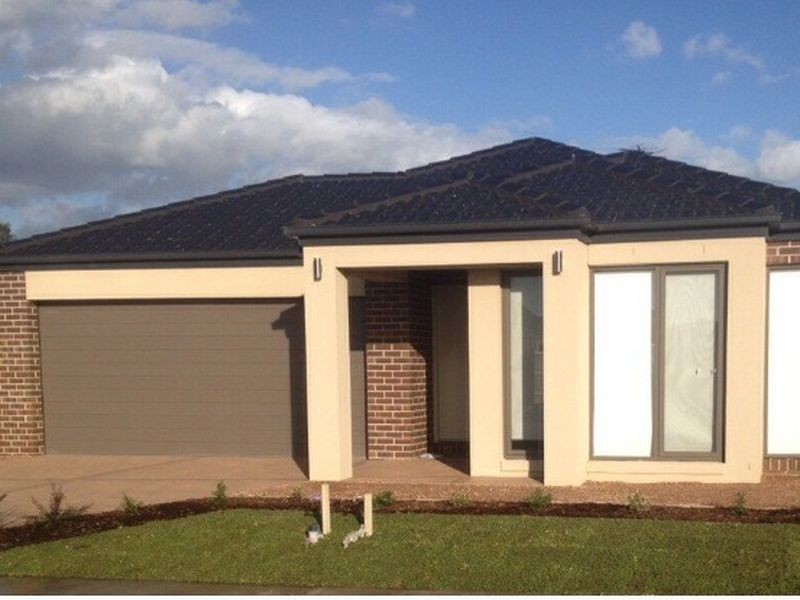 25 Denton Drive, Officer VIC 3809