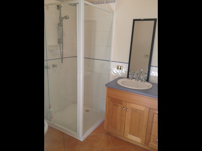 8 Railway Avenue, Beaconsfield VIC 3807