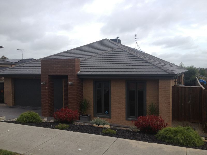 2 Florio Close, Berwick VIC 3806