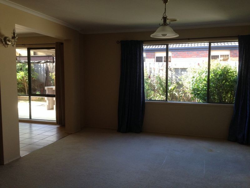 6 Taunton Court, Narre Warren South VIC 3805