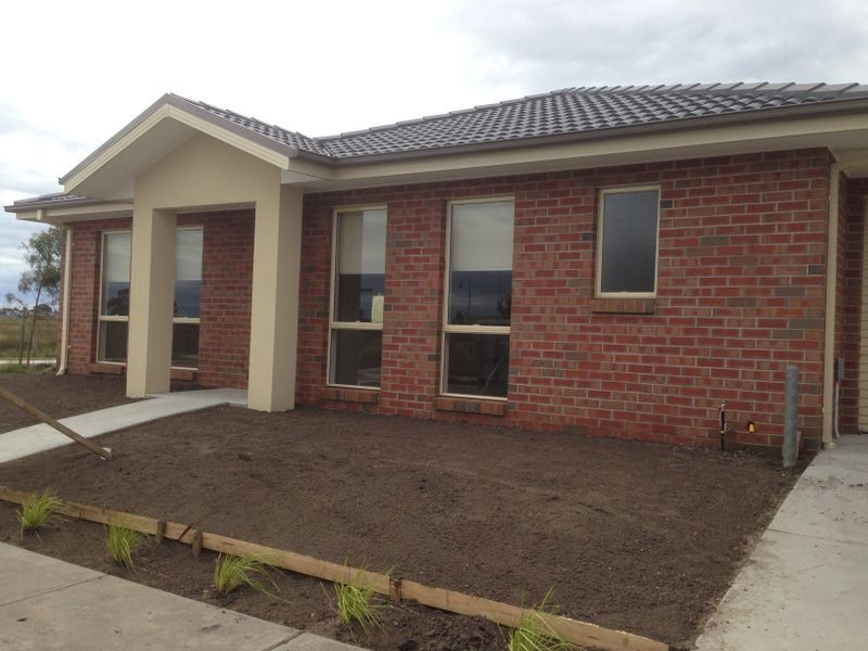 16 Bushman Way, Lyndhurst VIC 3975