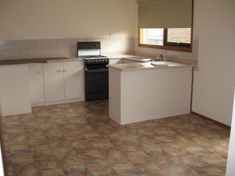 4/24 Brisbane Street, Berwick VIC 3806