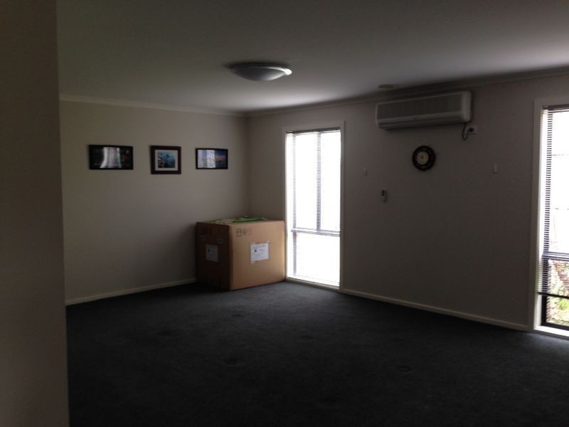 16 Edgbaston Circuit, Berwick VIC 3806