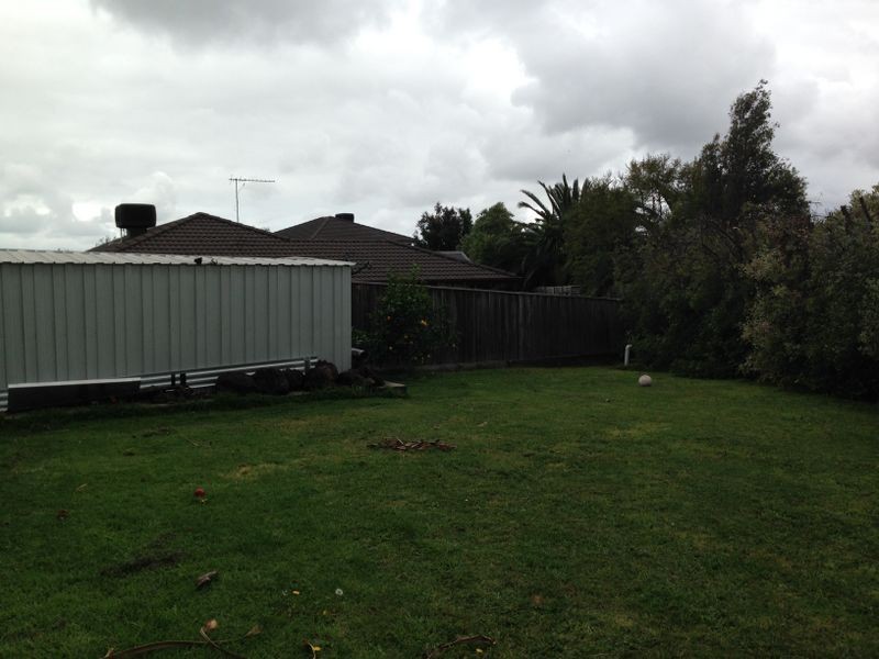 16 Edgbaston Circuit, Berwick VIC 3806