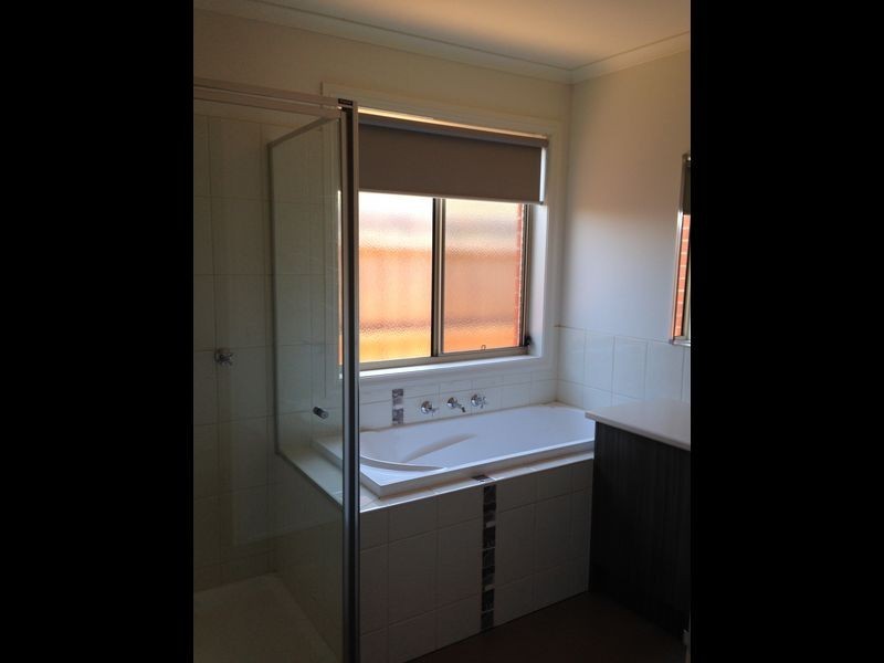 13 St Mellion Court, Cranbourne VIC 3977