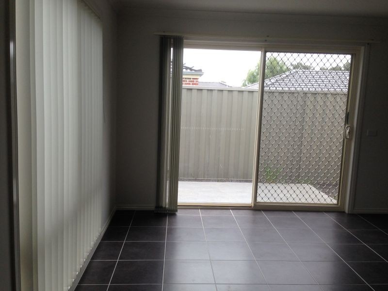 4 Newcastle Way, Langwarrin VIC 3910