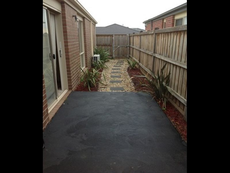 6 Rammer Way, Cranbourne East VIC 3977
