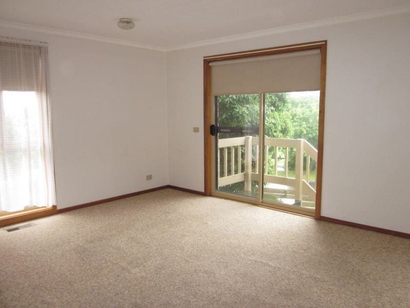 1/2 Manna Gum Court, Narre Warren VIC 3805