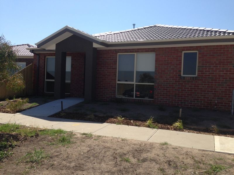 40 Banjo Circuit, Lynbrook VIC 3975