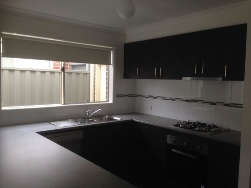 20 Newcastle Way, Langwarrin VIC 3910