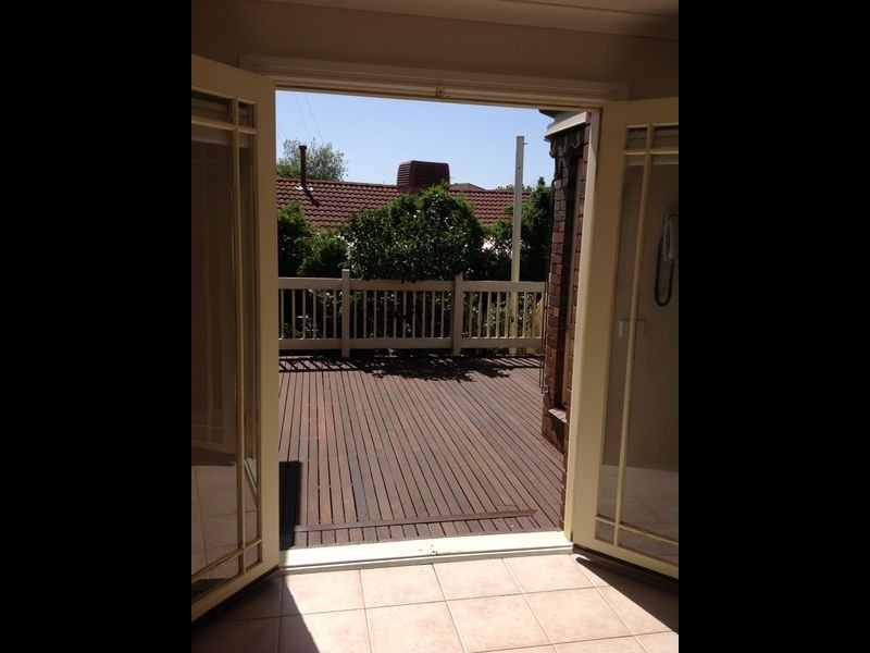 34 Yaldara Drive, Berwick VIC 3806