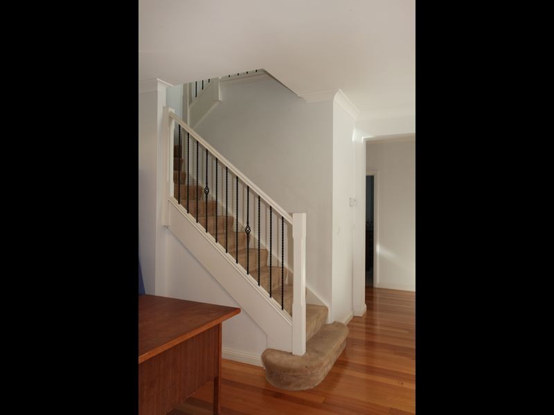 4/17 Gloucester Avenue, Berwick VIC 3806