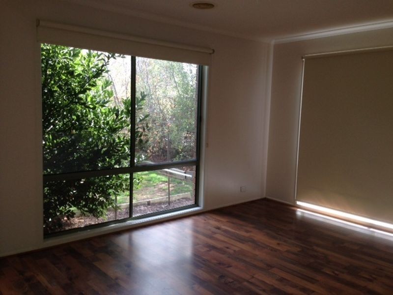 11 Edgewood Close, Narre Warren South VIC 3805