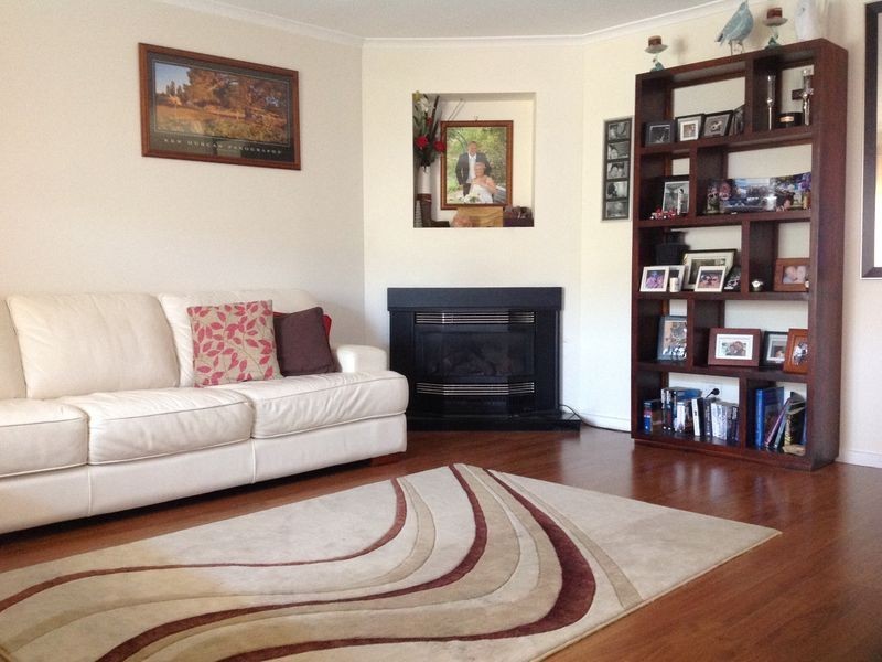 32 Insignia Cresent, Berwick VIC 3806